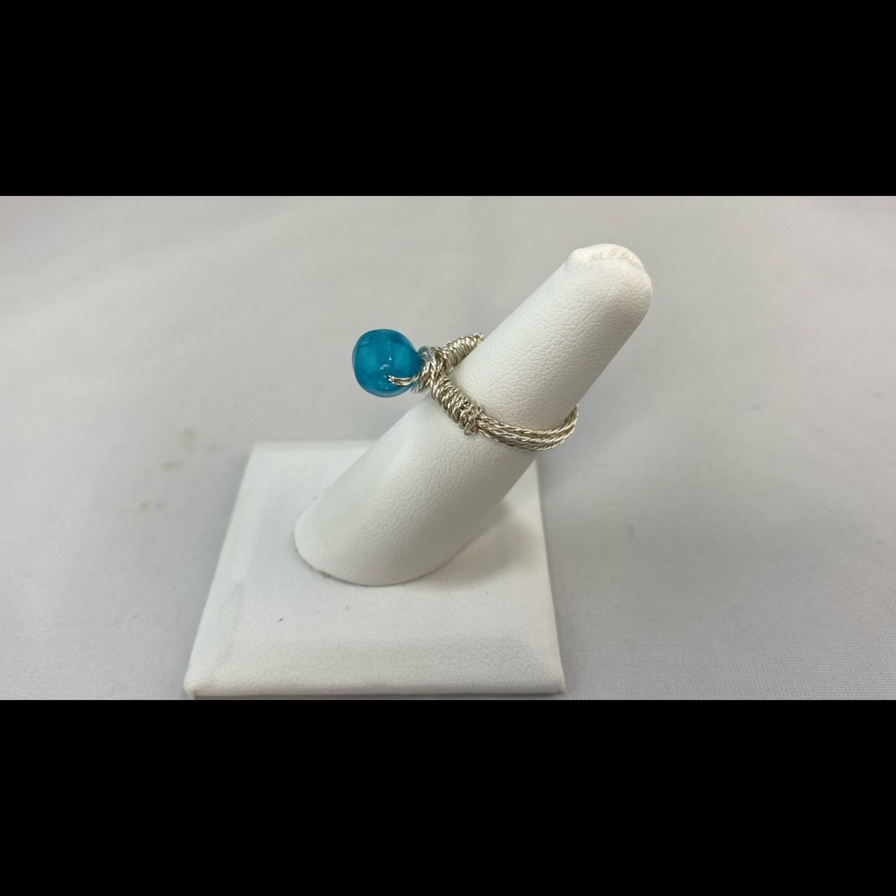 Handmade Ring Glass Bead Silver Tone Wire - Picture 6 of 11